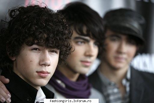 :nebun: jonas brothers